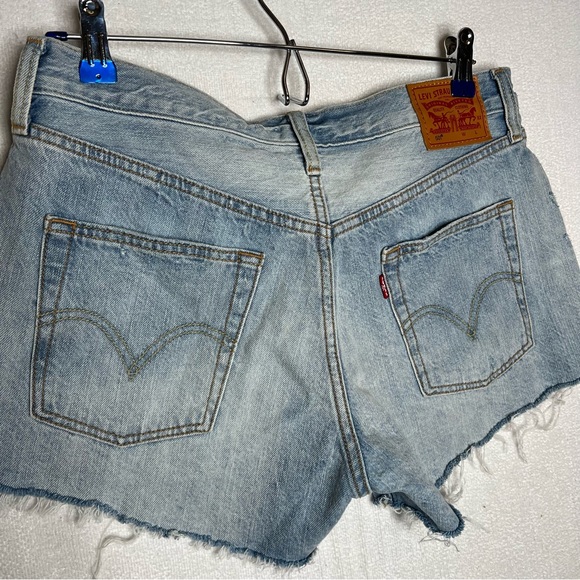 Levi’s 501 Womens Blue Jean Button Fly Jean Shorts Size W 28 - Picture 3 of 9